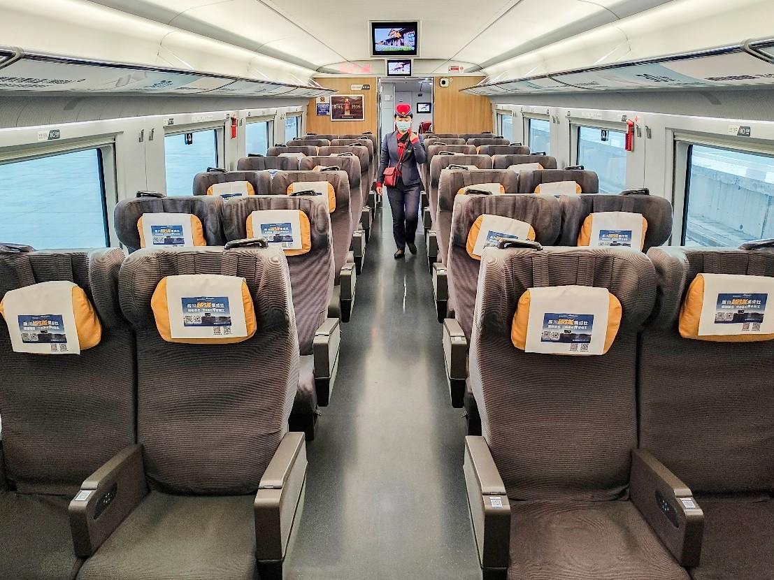 板川超性能集成灶強(qiáng)勢登陸西安局高鐵車廂！